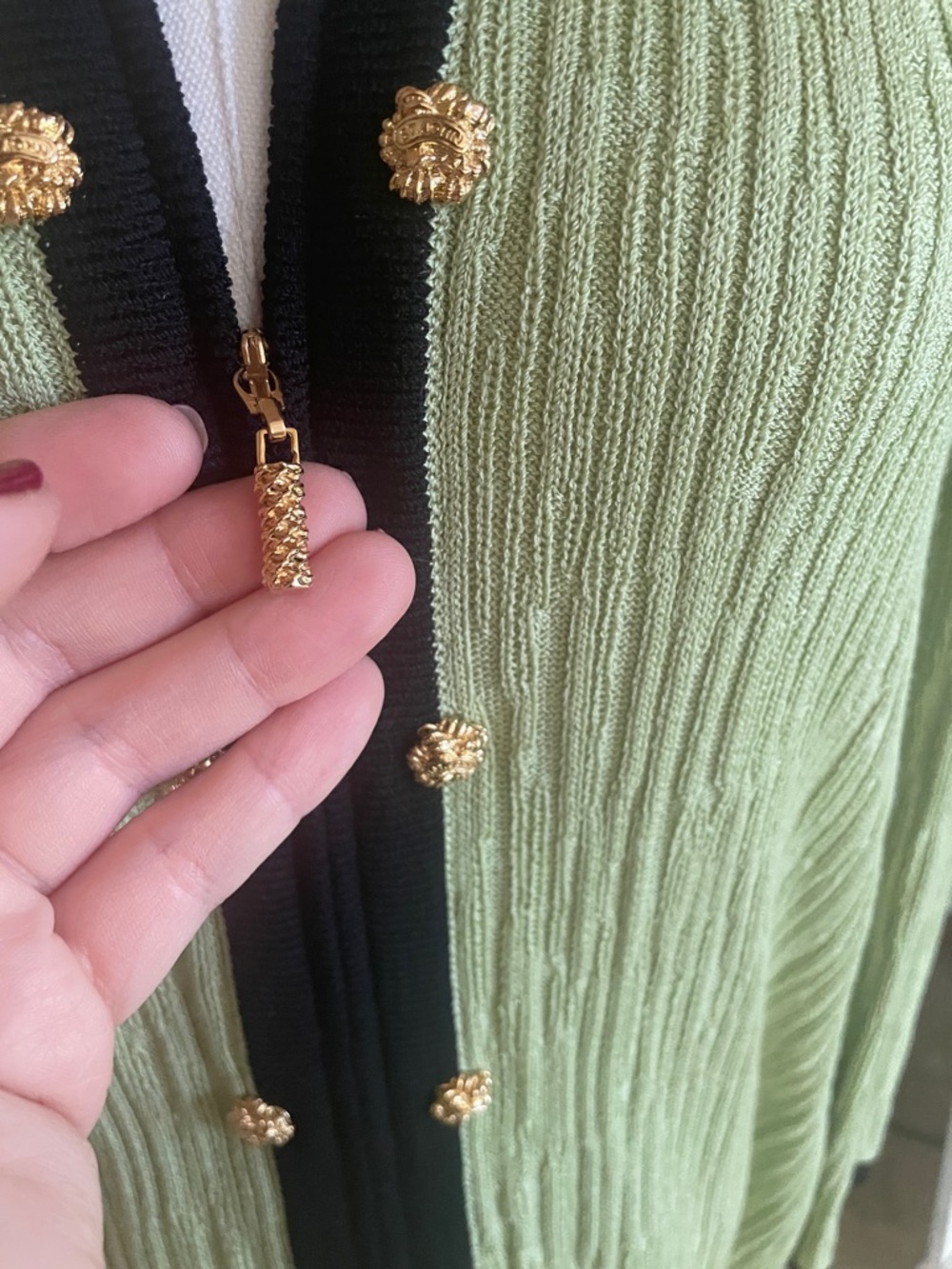 St John Ribbed Long Cardigan with Black Trim Gold Logo Buttons Size 10 - Picture 8 of 15